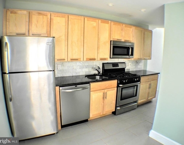 739 N 17th Street - Photo Thumbnail 1