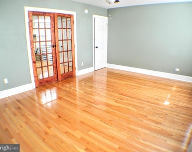 739 N 17th Street - Photo Thumbnail 12