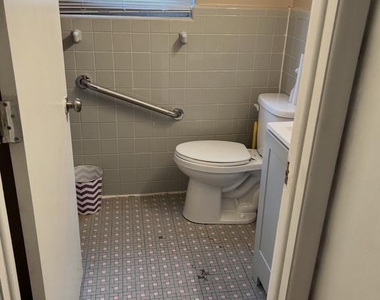 151 W Penn Street - Photo Thumbnail 17