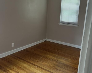 151 W Penn Street - Photo Thumbnail 15
