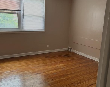 151 W Penn Street - Photo Thumbnail 14