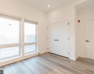 3120 W Jefferson Street - Photo Thumbnail 12