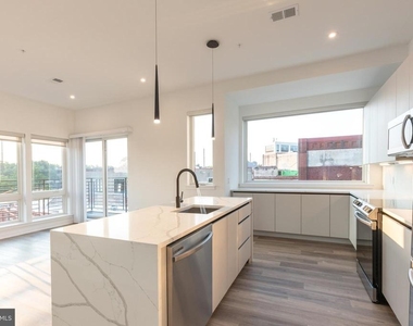 3120 W Jefferson Street - Photo Thumbnail 5
