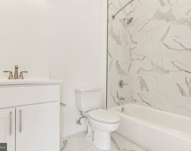 3952 Lancaster Avenue - Photo Thumbnail 5