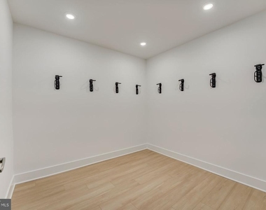 4200 Lancaster Avenue - Photo Thumbnail 21