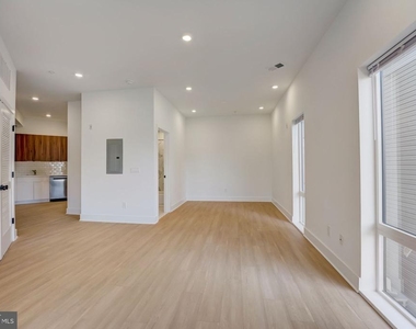 4200 Lancaster Avenue - Photo Thumbnail 14