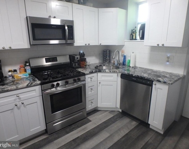 2428 S Fairhill Street - Photo Thumbnail 5