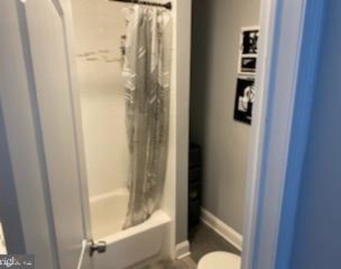 2428 S Fairhill Street - Photo Thumbnail 11