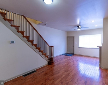 2022 S Opal Street - Photo Thumbnail 3