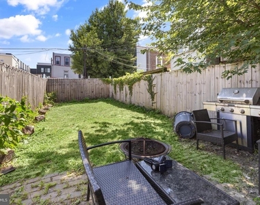 1209 E Susquehanna Avenue - Photo Thumbnail 12