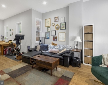 1209 E Susquehanna Avenue - Photo Thumbnail 1