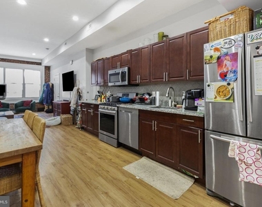 1209 E Susquehanna Avenue - Photo Thumbnail 5