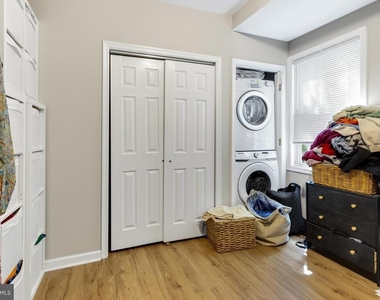 1209 E Susquehanna Avenue - Photo Thumbnail 10