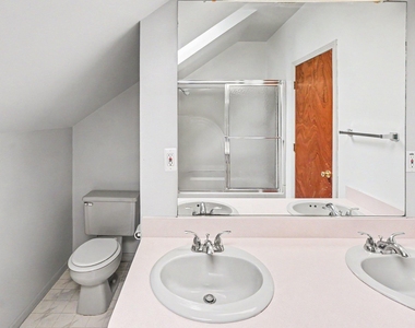 1616 Morton Avenue - Photo Thumbnail 14