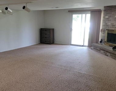 1901 Monroe Lane - Photo Thumbnail 21