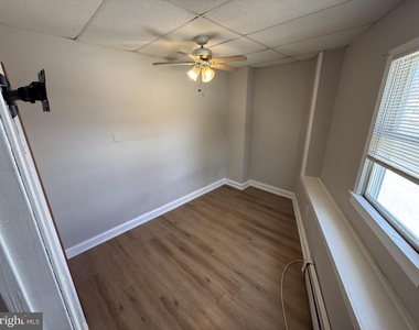 402 N Springfield Road - Photo Thumbnail 9