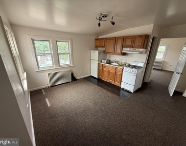 919 12th Avenue - Photo Thumbnail 3
