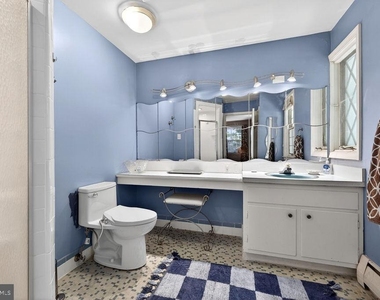 718 Darby Paoli Road - Photo Thumbnail 25