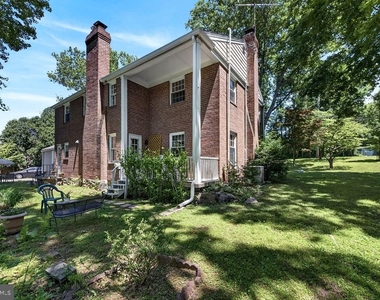 718 Darby Paoli Road - Photo Thumbnail 27
