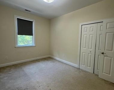 748 Moore Avenue - Photo Thumbnail 26