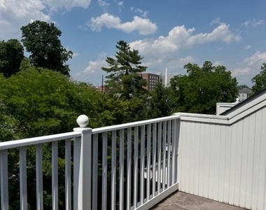 748 Moore Avenue - Photo Thumbnail 34