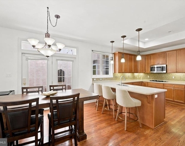 65 Old Barn Drive - Photo Thumbnail 2