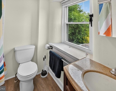 128 E High Street - Photo Thumbnail 10