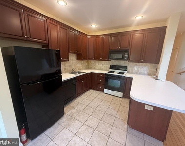 179 Mountain Drive - Photo Thumbnail 9