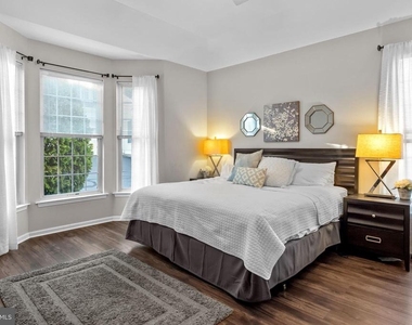 319 Starflower Lane - Photo Thumbnail 17