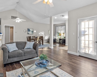 319 Starflower Lane - Photo Thumbnail 9