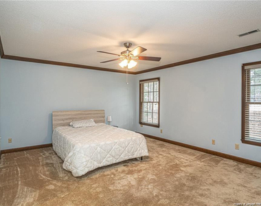 6821 Thames Drive - Photo Thumbnail 23