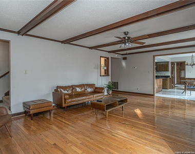 6821 Thames Drive - Photo Thumbnail 15