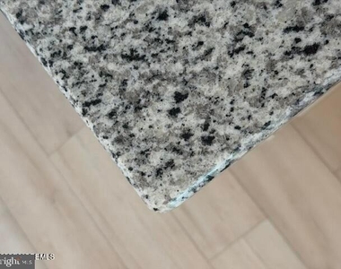445 E Bayview Avenue - Photo Thumbnail 2