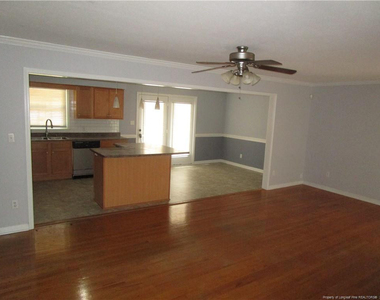 1421 Berkshire Road - Photo Thumbnail 3