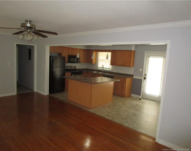 1421 Berkshire Road - Photo Thumbnail 2