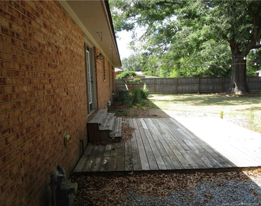 1421 Berkshire Road - Photo Thumbnail 16