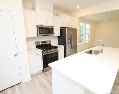 961 Kensley Grove Lane - Photo Thumbnail 13