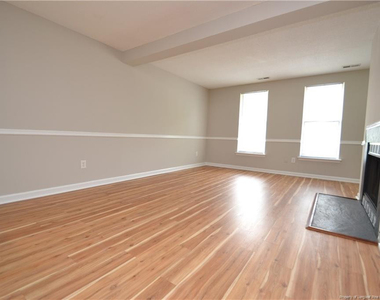 4326 Halliwell Drive - Photo Thumbnail 7