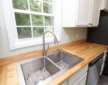 1041 Parkers Ridge Drive - Photo Thumbnail 10