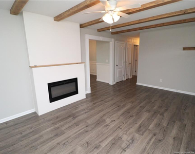 1041 Parkers Ridge Drive - Photo Thumbnail 4