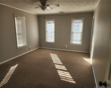 3460 Mcchoen Drive - Photo Thumbnail 8