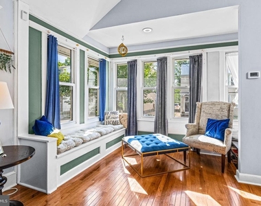 282 Lake Street - Photo Thumbnail 7