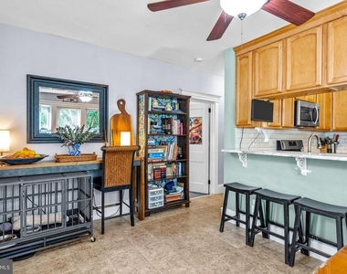 282 Lake Street - Photo Thumbnail 16