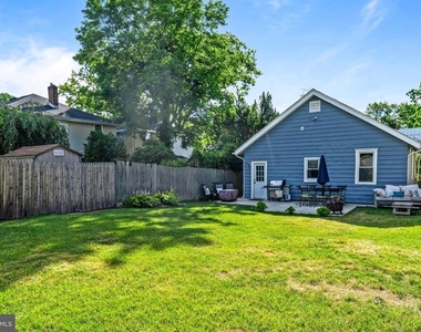 282 Lake Street - Photo Thumbnail 38