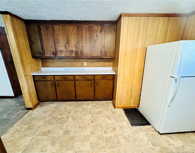 1003 James Street - Photo Thumbnail 9