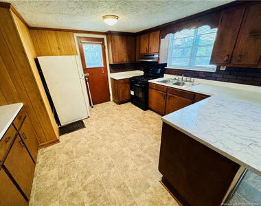 1003 James Street - Photo Thumbnail 7