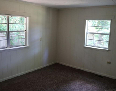 1003 James Street - Photo Thumbnail 7