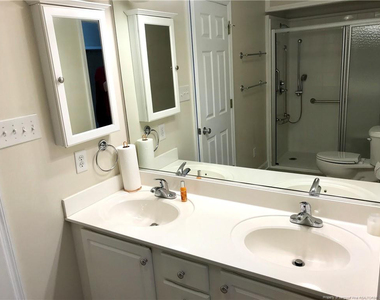 614 W Amberdale Circle W - Photo Thumbnail 15