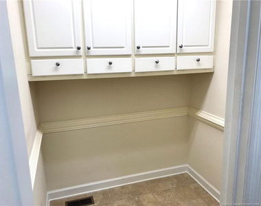 614 W Amberdale Circle W - Photo Thumbnail 11