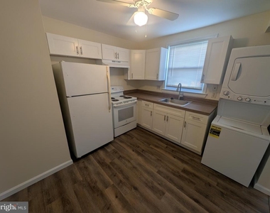 12 Florence Tollgate - Photo Thumbnail 2